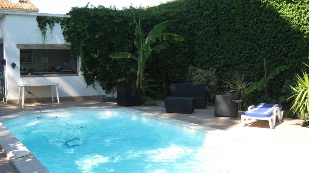 Chambre Seville - Mas Saint-Louis - Piscine Chauffee Aigues-Mortes Dış mekan fotoğraf