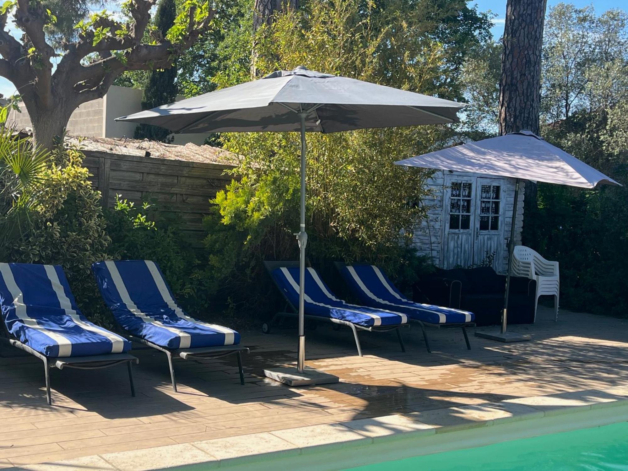 Chambre Seville - Mas Saint-Louis - Piscine Chauffee Aigues-Mortes Dış mekan fotoğraf